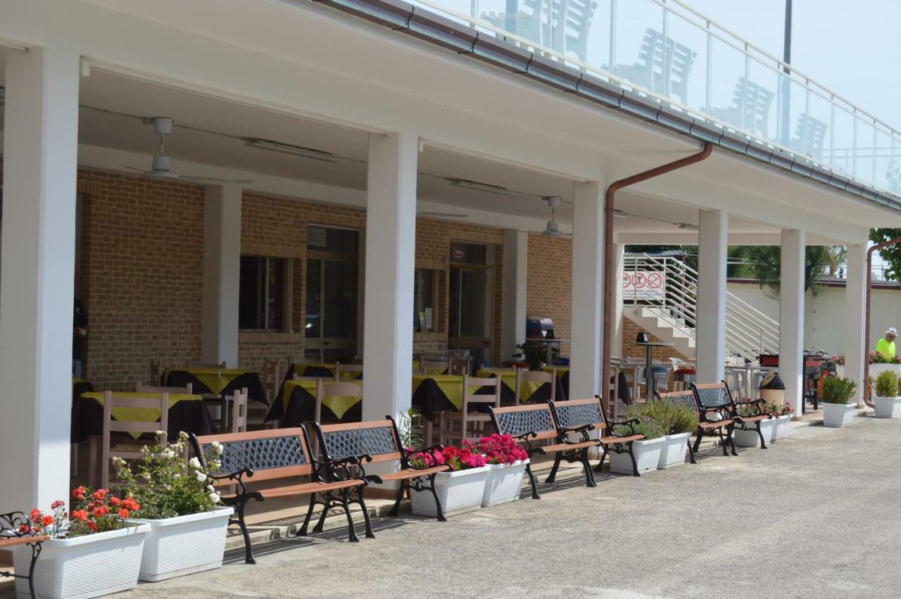 Camping Tre Archi Lido di Fermo Buitenkant foto