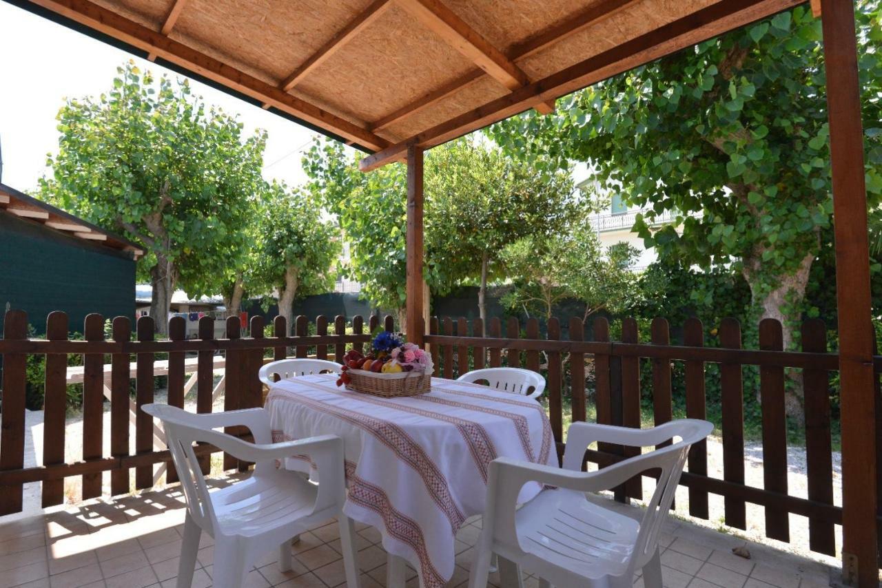 Camping Tre Archi Lido di Fermo Buitenkant foto